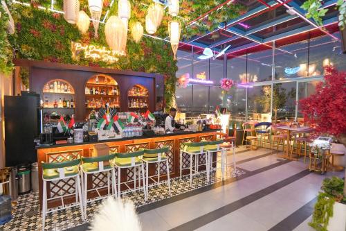 concorde creek view hotel bur dubai