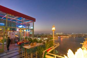 concorde creek view hotel bur dubai