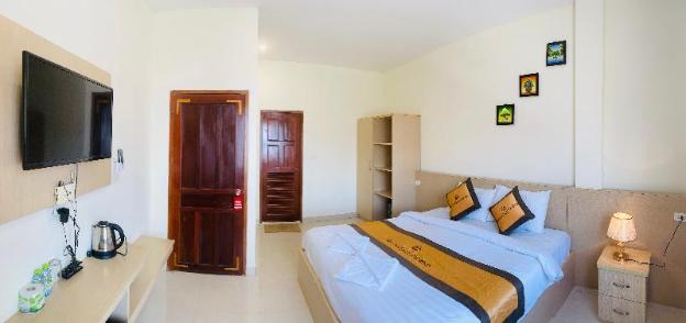 downtown vang vieng hotel