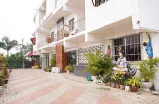Staymaker Resort Atmosphere,Tarapith>>Jamshedpur,0 star