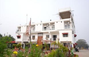 Staymaker Resort Atmosphere,Tarapith>>Jamshedpur,0 star