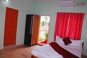 Staymaker Four Seasons Resort,Suntikoppa>>Piriyapatna,0 star