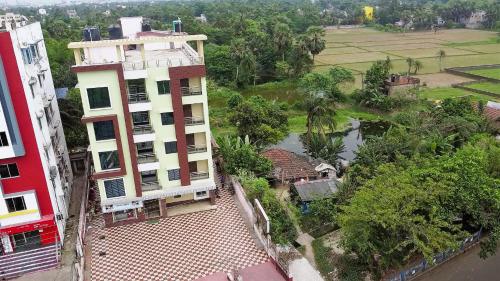 staymaker hotel suraj