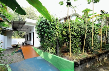 illikkalam lakeside cottages