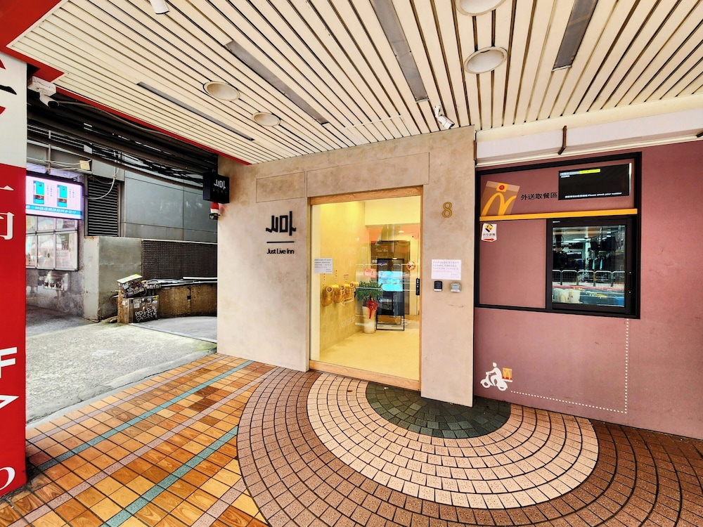 just live hostel