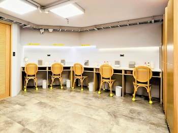 just live hostel