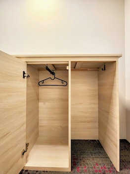 just live hostel