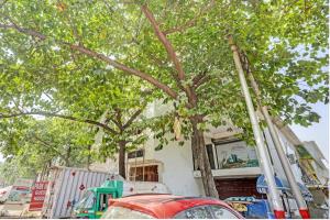 super hotel o park inn near parashuram chowk