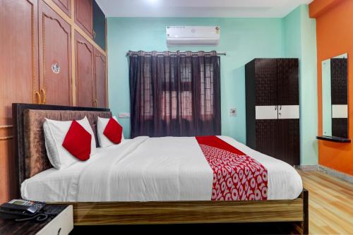 hotel o s grand residency