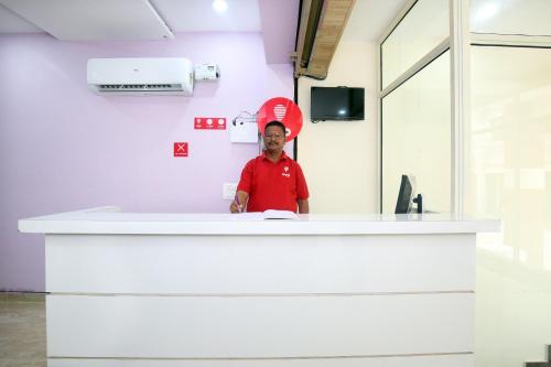 super hotel o zirakpur city court complex formerly the platinum