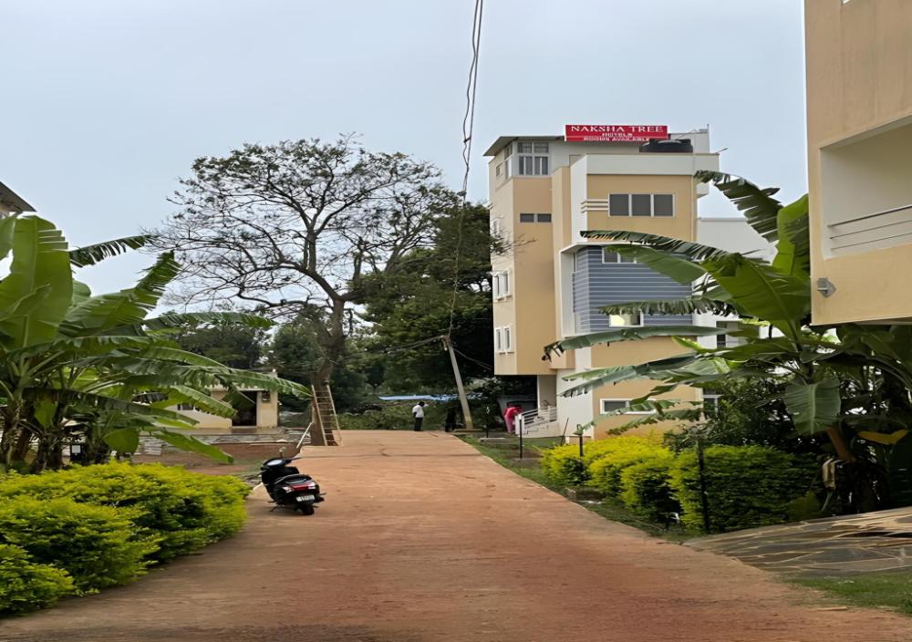 naksha tree hotels yelagiri