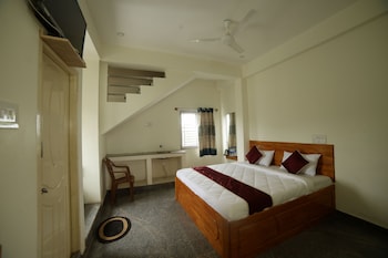 naksha tree hotels yelagiri