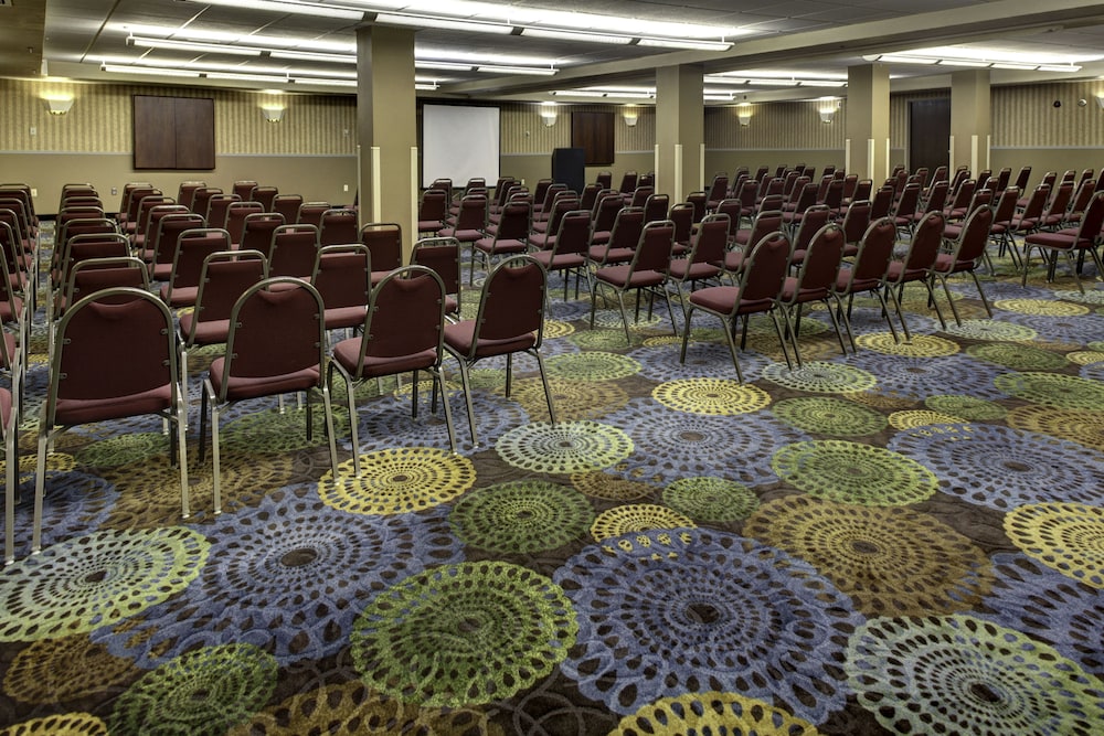 holiday inn express and suites deadwood gold dust casino