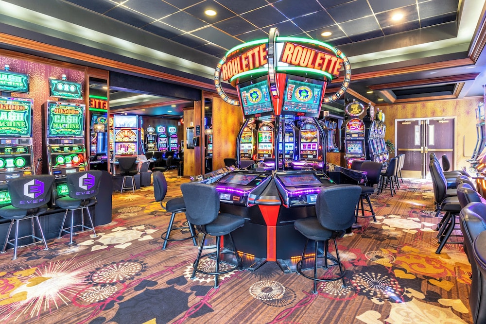 holiday inn express and suites deadwood gold dust casino
