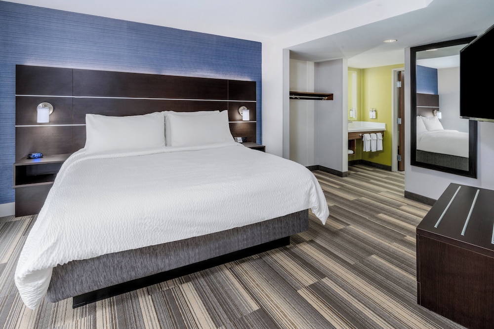 holiday inn express and suites deadwood gold dust casino