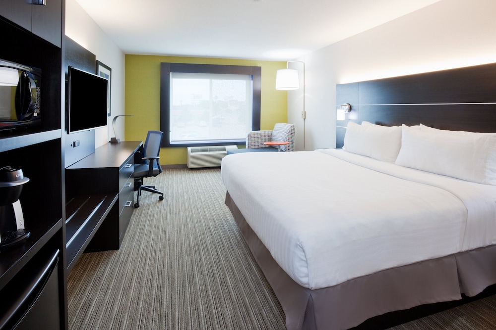 holiday inn express and suites deadwood gold dust casino