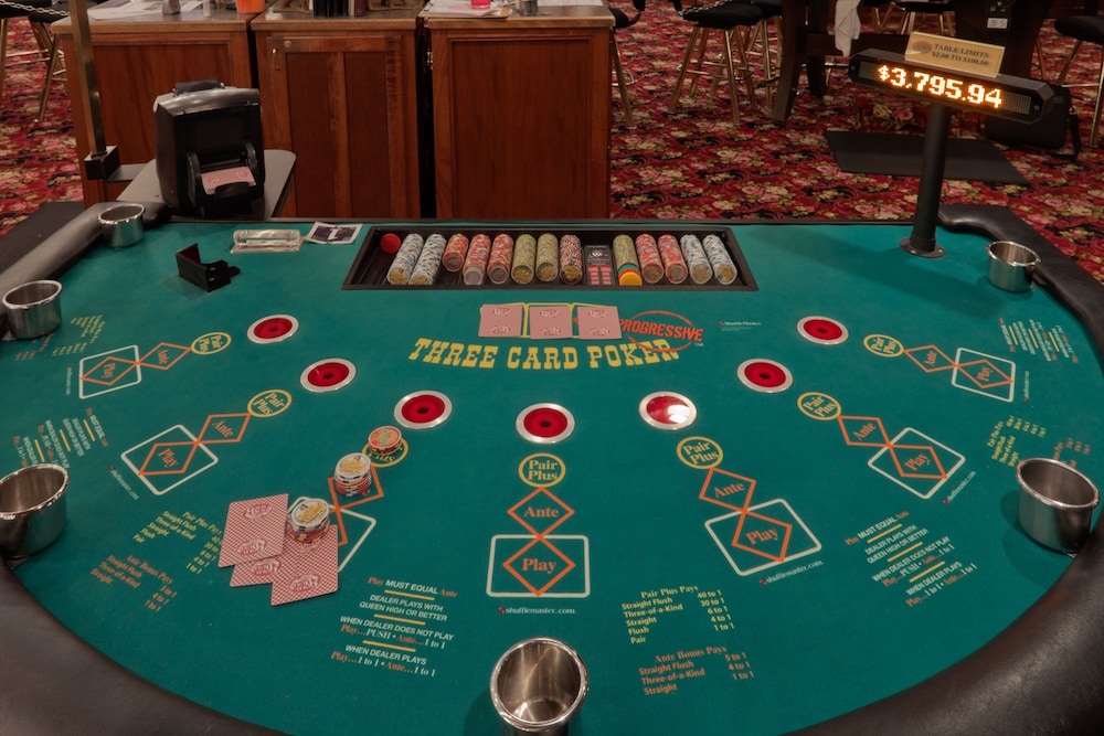 holiday inn express and suites deadwood gold dust casino