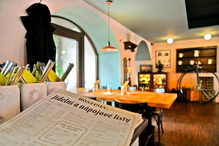 hotel restaurant darwin