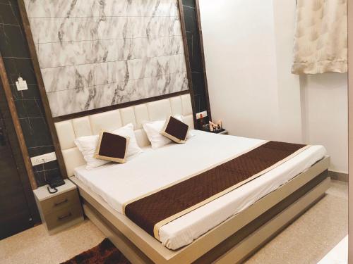 hotel the shree jee place