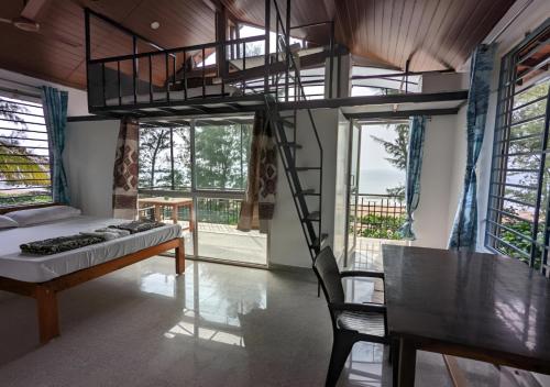 surya cafe and stay sea view