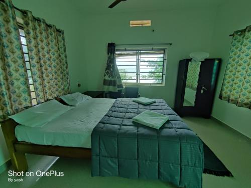 surya cafe and stay sea view