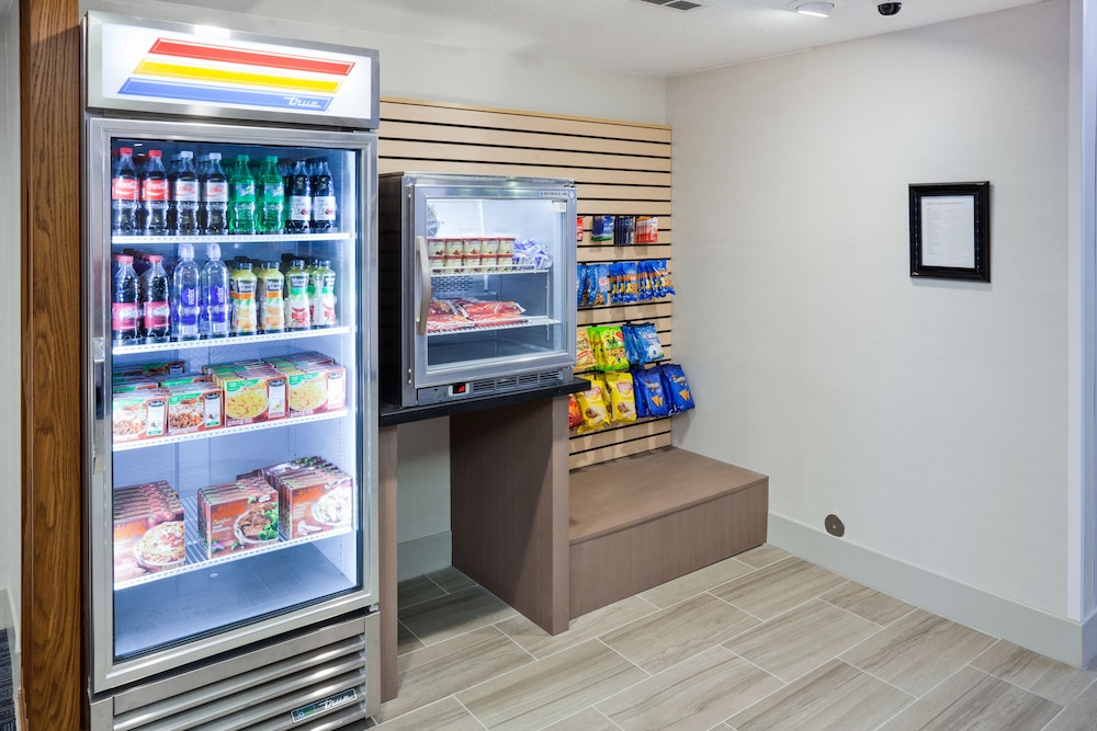 holiday inn express hotel and suites dickinson by ihg