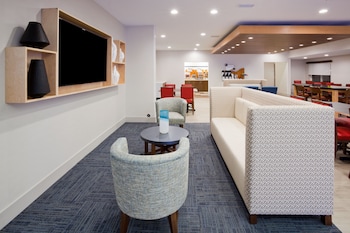 Holiday Inn Express Hotel & Suites Dickinson By Ihg,North Dakota>>Dickinson,3 star
