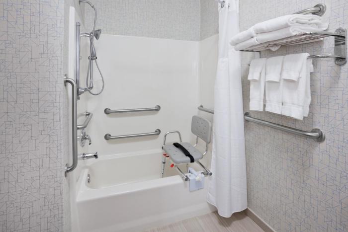 holiday inn express hotel and suites dickinson by ihg
