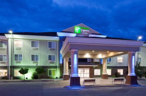 holiday inn express hotel and suites dickinson by ihg