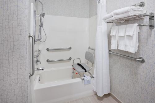 holiday inn express hotel and suites dickinson by ihg