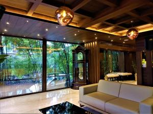 Retrieve Health & Wellness,Kochi>>Ernakulam,4 star