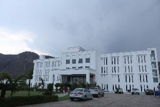 alwar motel and resorts