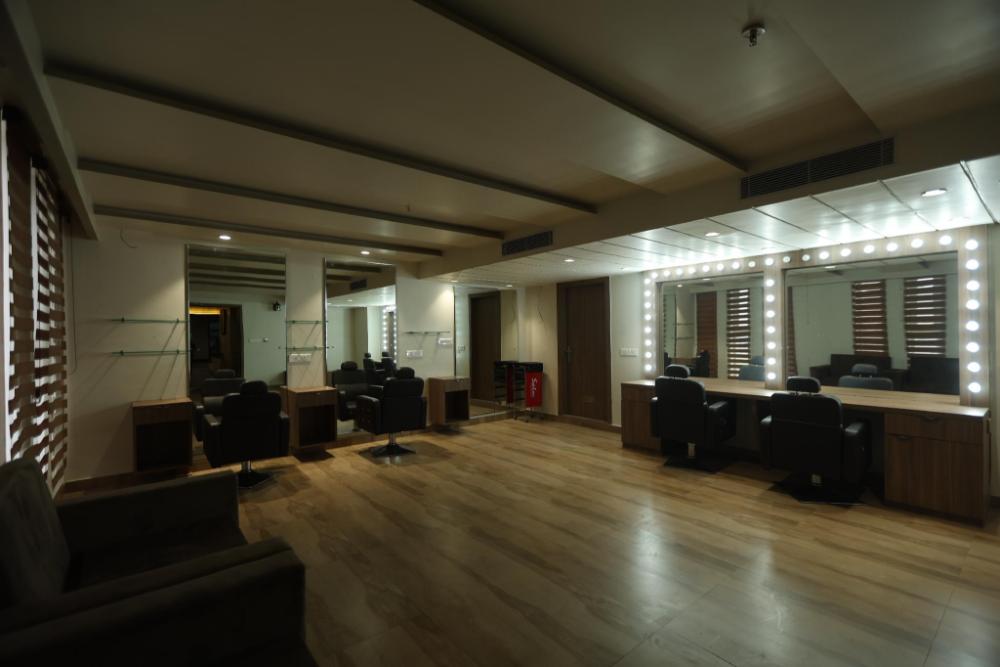 alwar motel and resorts