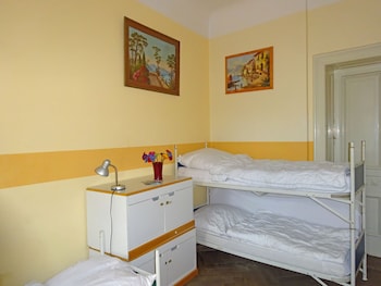 hummel hostel