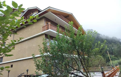old manali retreat