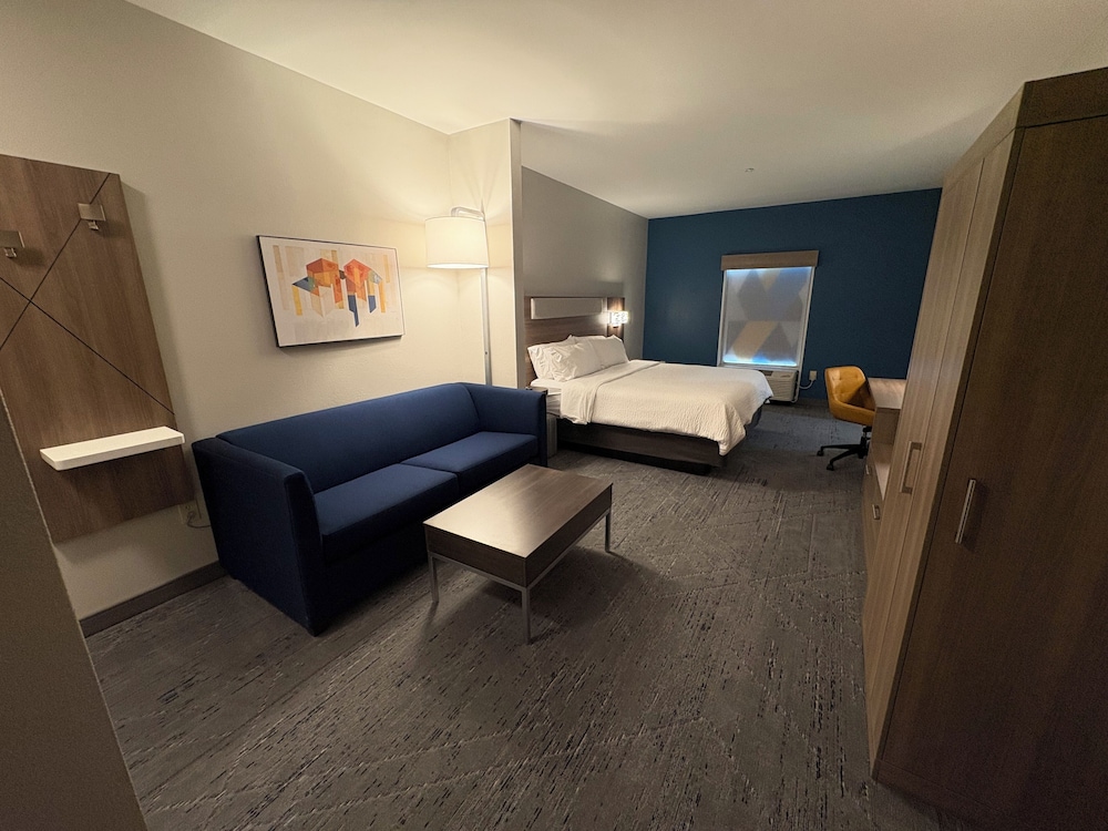 holiday inn express hotel and suites lafayette by ihg