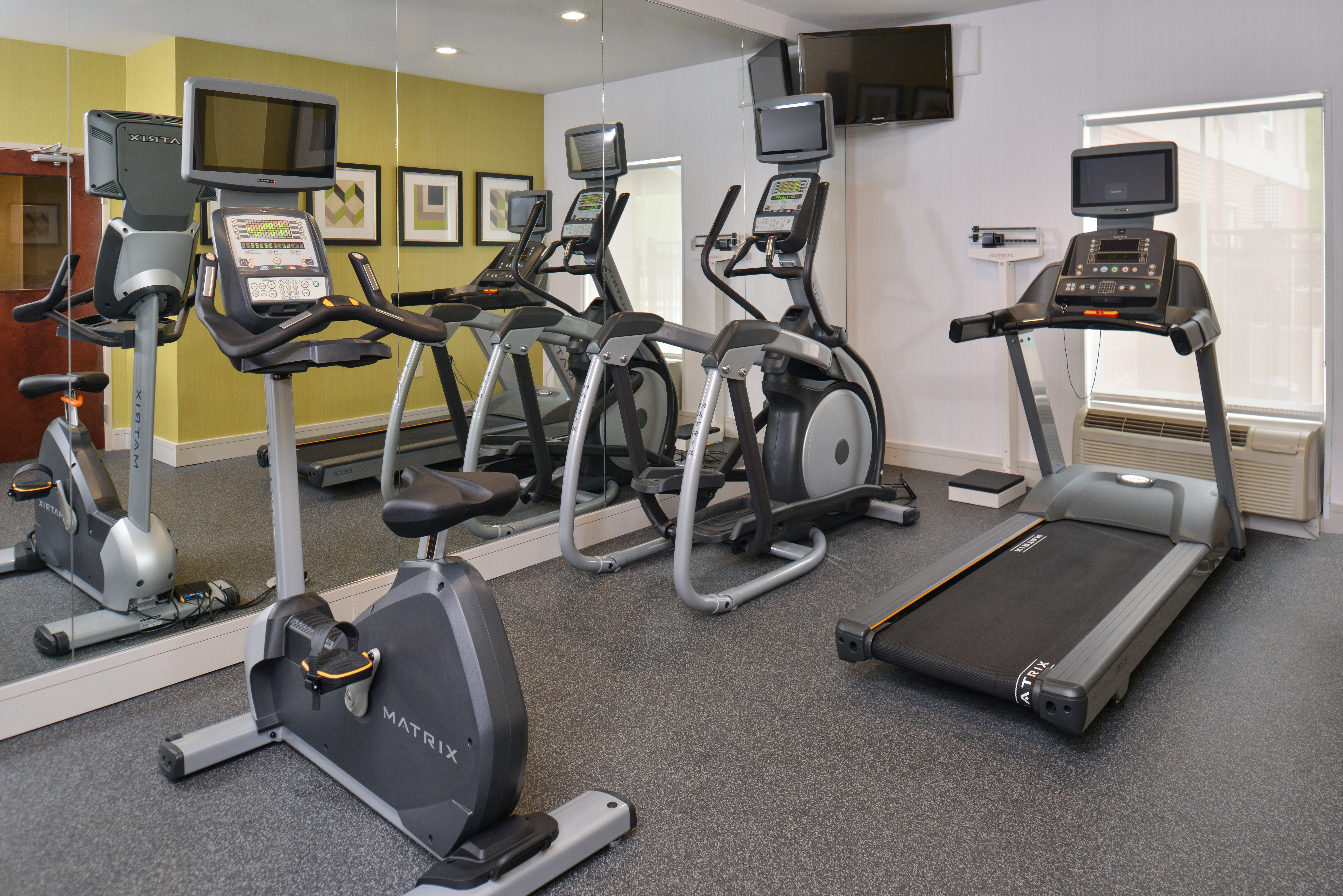 holiday inn express hotel and suites lafayette by ihg