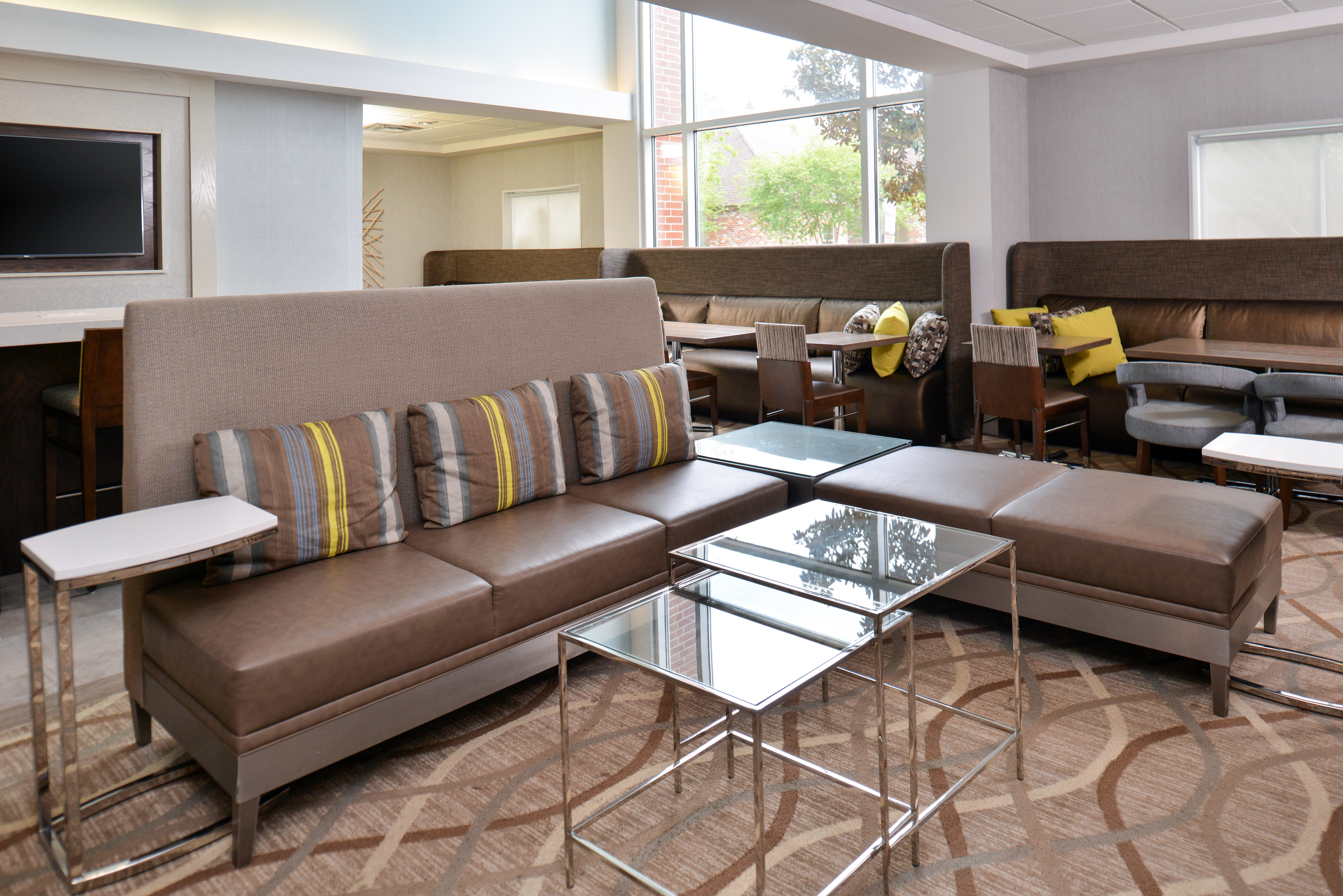 holiday inn express hotel and suites lafayette by ihg