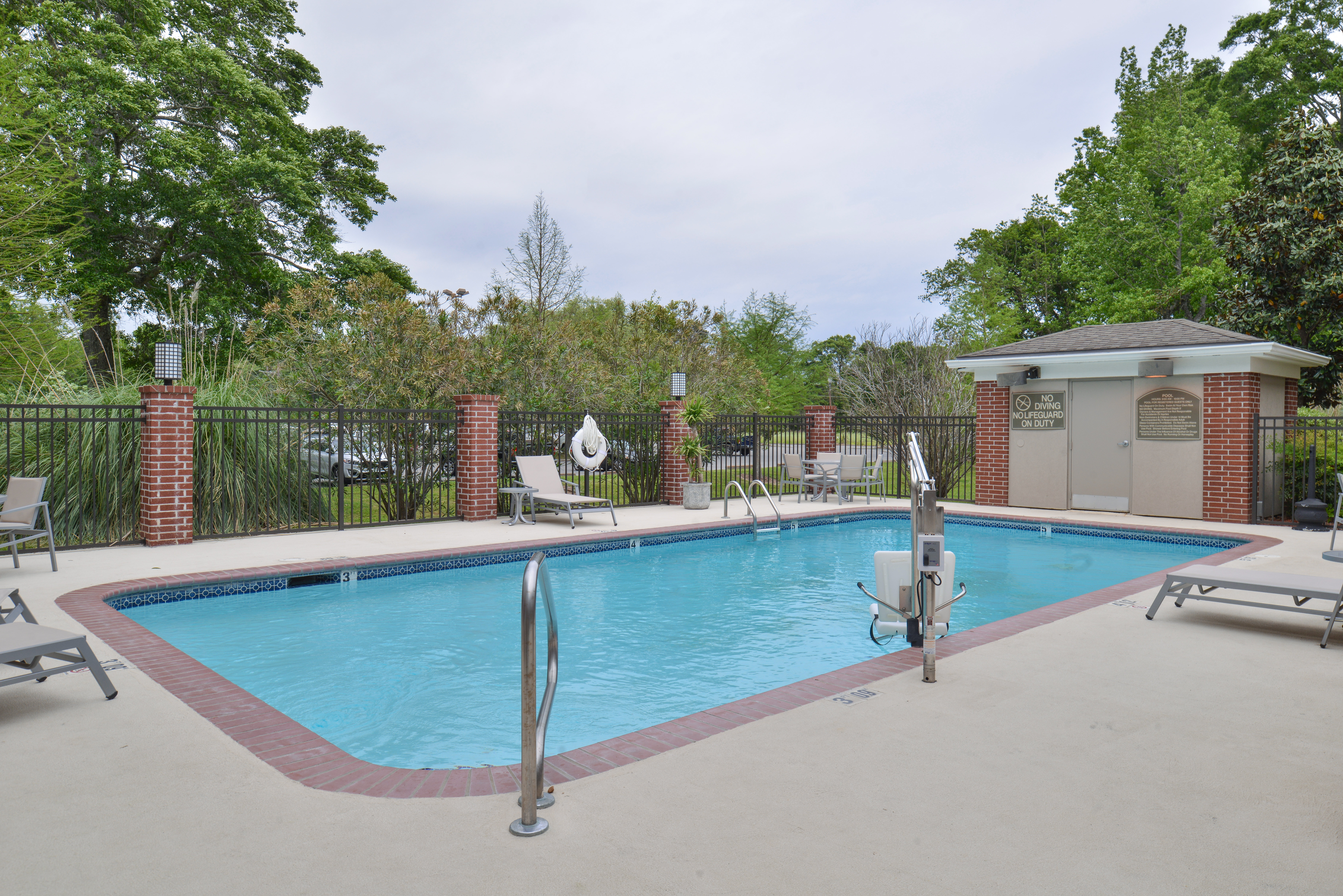 holiday inn express hotel and suites lafayette by ihg