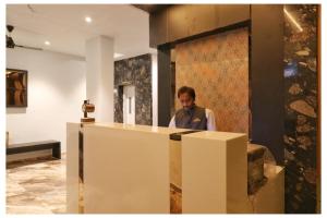 Hotel Jay Palace Inn, Solapur,India>>Solapur,3 star