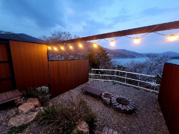 star marine pool villa