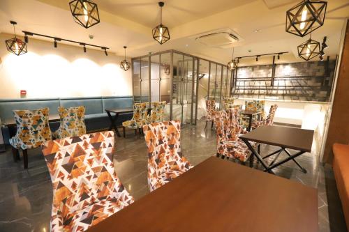 ip royal hotel couple friendly