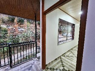 the halt narkanda rooms and rooftop cafe