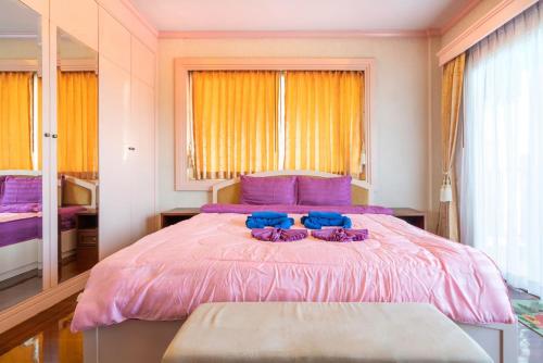 orchid pool villa phuket