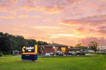 Comfort Inn Midland,Barrie - Orillia>>Barrie,3 star