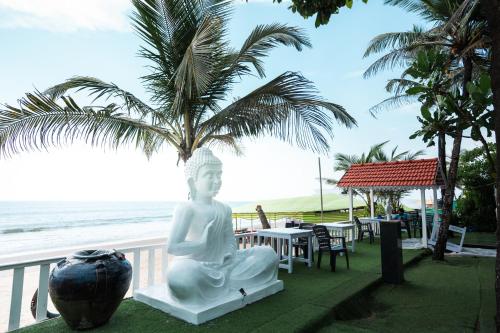 nasyas beachside cottages