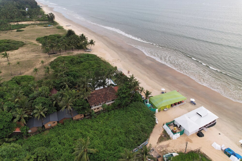 nasya beachside cottages