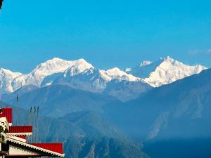 disha silver peak hotel