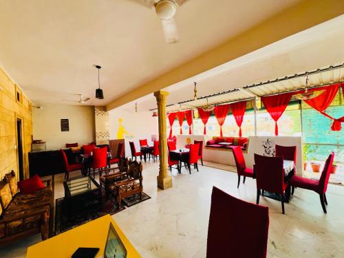 hotel dara and camel safari jaisalmer