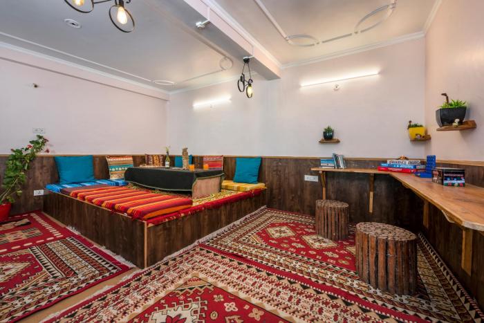 the bougainvillea mcleodganj